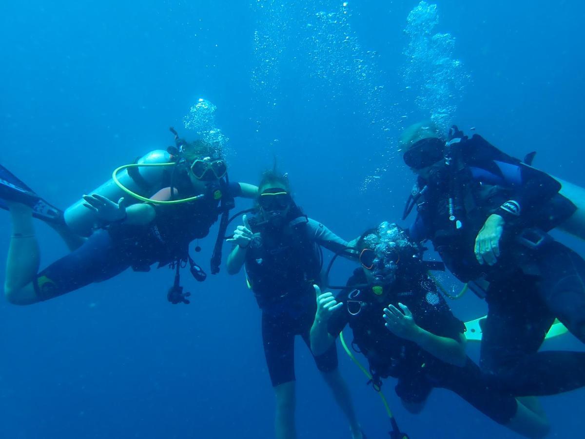 The High Dive Gili Gede By Ultimate Resorts מראה חיצוני תמונה